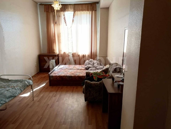 
  Продается 3-комн. квартира, 70.8 м², Космическая ул, д. 2/1
. Фото 5.