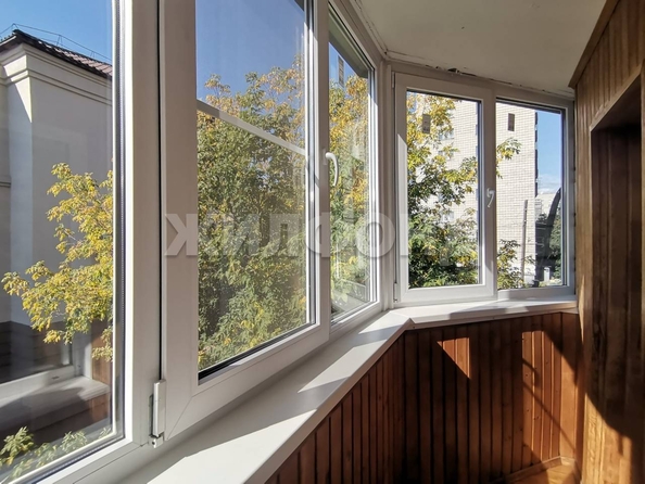 
  Продается 1-комн. квартира, 35.6 м², Октябрьская ул, д. 10а
. Фото 5.