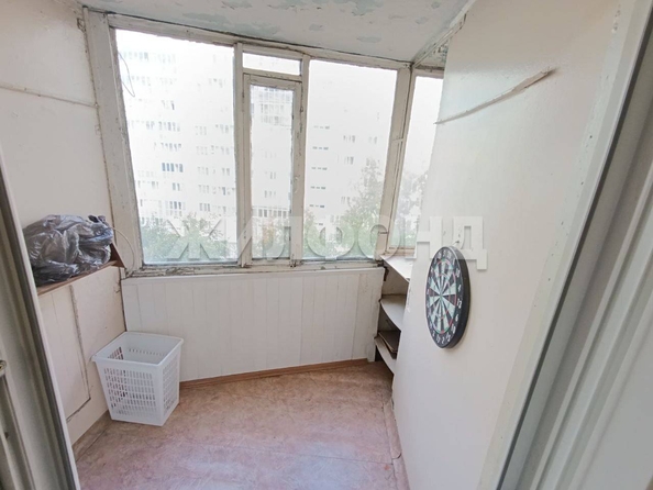 
  Продается 1-комн. квартира, 32.3 м², Троллейная ул, д. 20
. Фото 6.