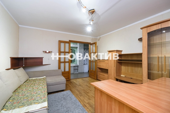 
  Продается 3-комн. квартира, 68 м², Сибирская ул, д. 49
. Фото 14.