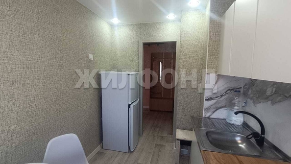 
  Продается 2-комн. квартира, 43.7 м², Космическая ул, д. 8
. Фото 5.