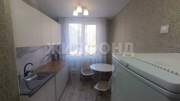 
  Продается 2-комн. квартира, 43.7 м², Космическая ул, д. 8
. Фото 6.