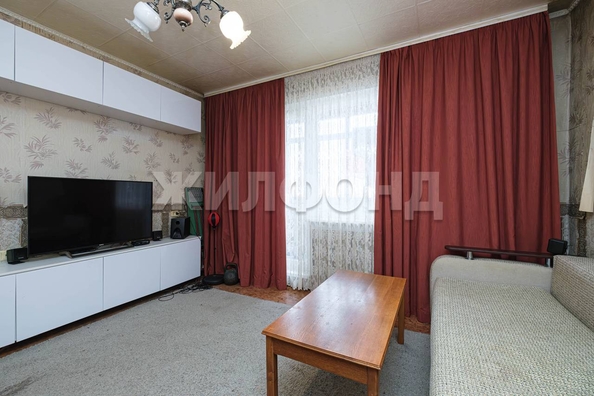 
  Продается 2-комн. квартира, 50.2 м², Связистов ул, д. 147
. Фото 8.