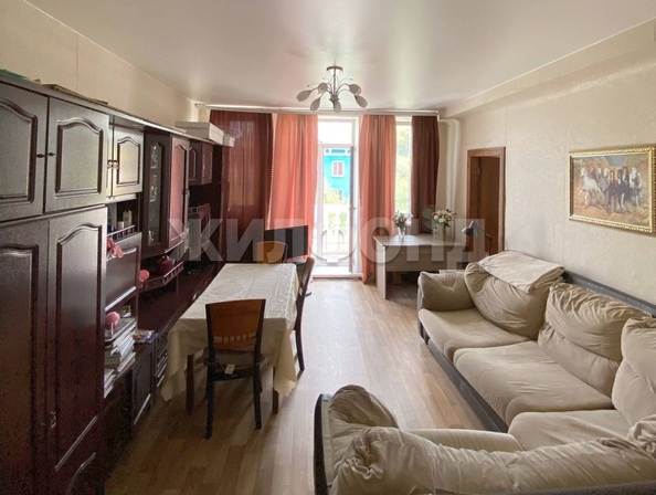 
  Продается 4-комн. квартира, 91.4 м², Бетонная ул, д. 9
. Фото 2.
