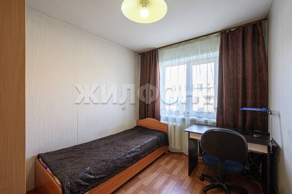
  Продается 4-комн. квартира, 59.8 м², Ленинградская ул, д. 145
. Фото 18.