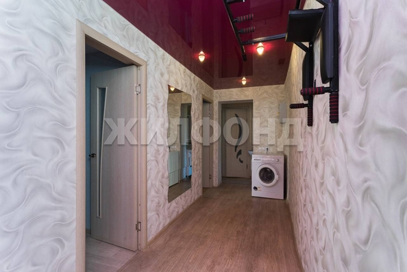 
  Продается 2-комн. квартира, 61.8 м², Краснообск, д. 245
. Фото 8.