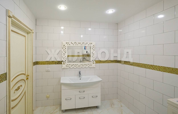 
  Продается 2-комн. квартира, 98.7 м², Татьяны Снежиной ул, д. 46/1
. Фото 32.