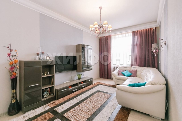 
  Продается 3-комн. квартира, 71.2 м², Державина ул, д. 5
. Фото 3.
