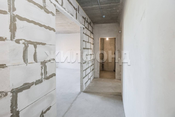 
  Продается 2-комн. квартира, 67.3 м², Есенина ул, д. 67
. Фото 16.