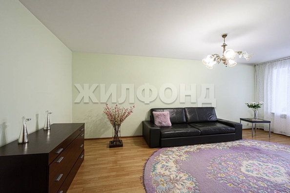 
  Продается 4-комн. квартира, 88.6 м², Вокзальная магистраль ул, д. 6/1
. Фото 6.