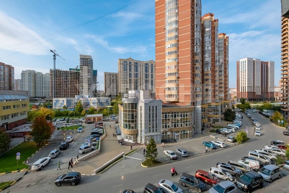 
  Продается 3-комн. квартира, 113.2 м², Галущака ул, д. 3
. Фото 25.