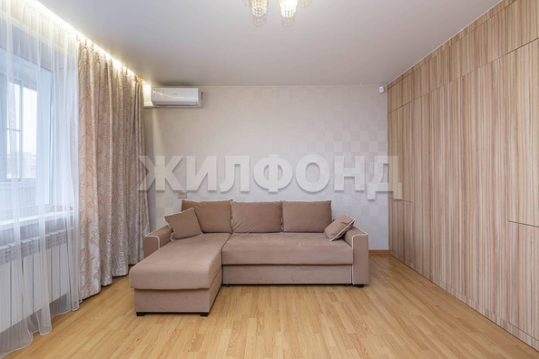 
  Продается 4-комн. квартира, 76.7 м², Карла Либкнехта ул, д. 94
. Фото 2.