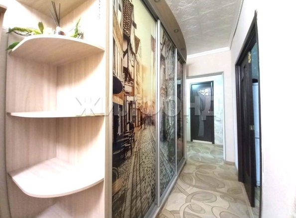 
  Продается 4-комн. квартира, 79.9 м², В. Высоцкого ул, д. 39
. Фото 5.