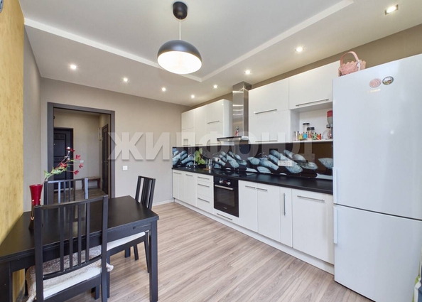 
  Продается 1-комн. квартира, 45.7 м², Демьяна Бедного ул, д. 57
. Фото 2.