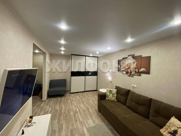 
  Продается 1-комн. квартира, 30.5 м², Красный пр-кт, д. 94/2
. Фото 3.
