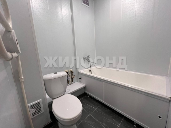 
  Продается 2-комн. квартира, 43.5 м², Белинского ул, д. 202
. Фото 8.