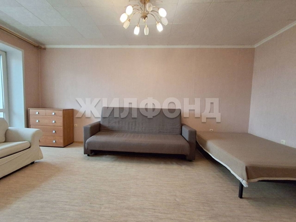 
  Продается 1-комн. квартира, 38.8 м², Дунаевского ул, д. 3
. Фото 3.