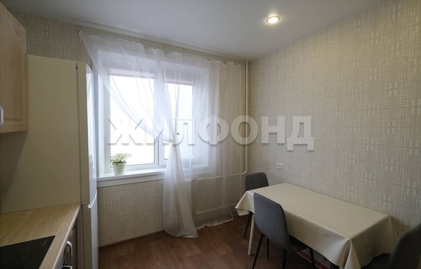 
  Продается 2-комн. квартира, 50 м², Лазурная ул, д. 6
. Фото 13.