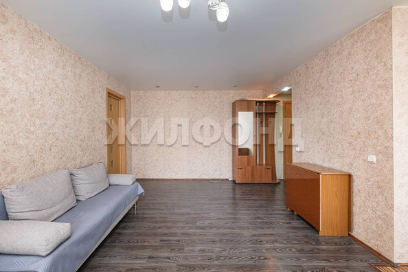 
  Продается 3-комн. квартира, 69.2 м², Комсомольская ул, д. 4В
. Фото 5.