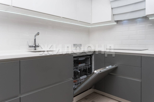 
  Продается 3-комн. квартира, 116.6 м², д. 23
. Фото 3.