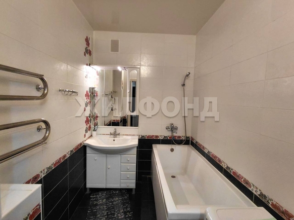
  Продается 2-комн. квартира, 70 м², Кошурникова ул, д. 53/1
. Фото 12.