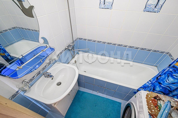
  Продается 3-комн. квартира, 63.2 м², Чкалова ул, д. 70/1
. Фото 10.