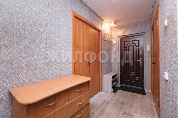 
  Продается 3-комн. квартира, 58.3 м², Полтавская ул, д. 37
. Фото 10.