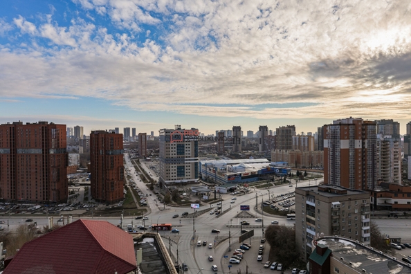 
  Продается 1-комн. квартира, 39.3 м², Красина ул, д. 56
. Фото 3.