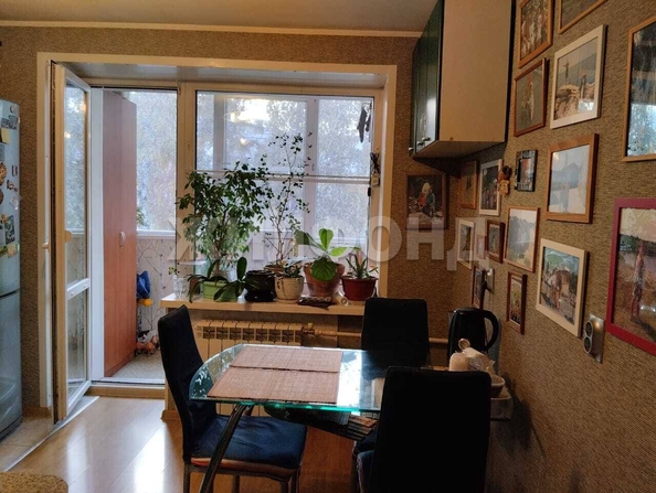 
  Продается 2-комн. квартира, 50.2 м², Медкадры ул, д. 8
. Фото 5.