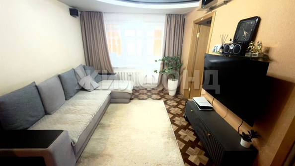 
  Продается 3-комн. квартира, 47.9 м², Есенина ул, д. 20
. Фото 8.