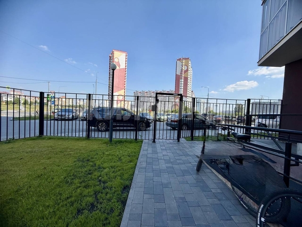 
  Продается 2-комн. квартира 56 м², в ЖК На Петухова, дом 1. Фото 4.