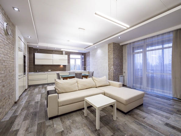 
  Продается 2-комн. квартира 74 м². Фото 1.