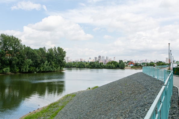 
  Продается 2-комн. квартира 56 м², в ЖК Аквамарин, дом 7. Фото 26.