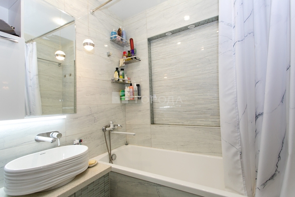 
  Продается 2-комн. квартира 56 м², в ЖК Азимут, дом 1. Фото 7.