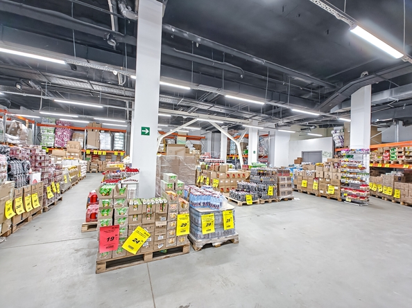
  Сдается торговая площадь 2500 м². Фото 11.