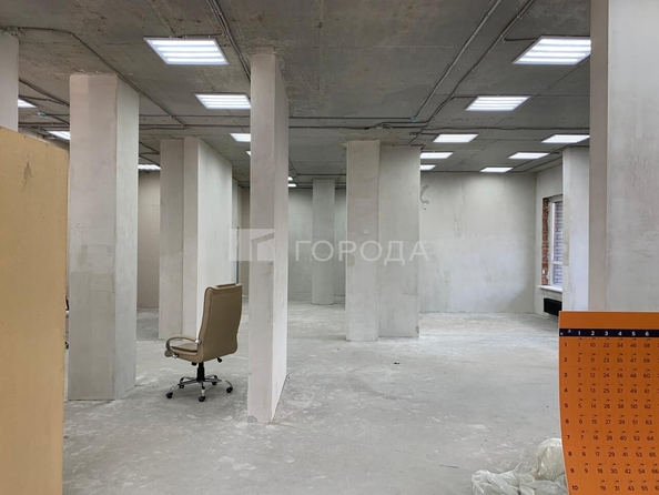 
  Сдается универсальное помещение 200 м², в ЖК Ясный берег, дом 18. Фото 11.