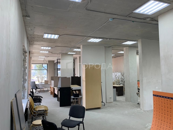 
  Сдается универсальное помещение 200 м², в ЖК Ясный берег, дом 18. Фото 12.