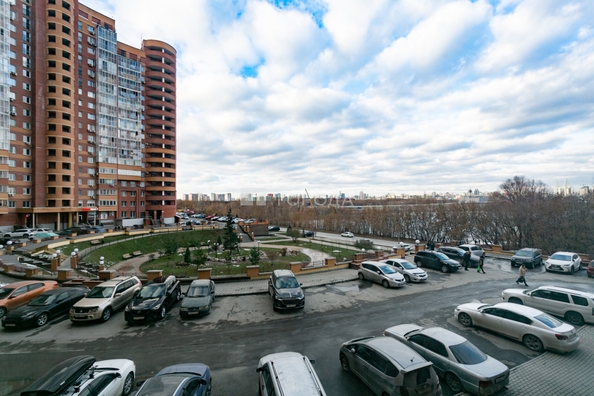 
  Продается 3-комн. квартира 81.4 м², в ЖК Радужный каскад, б/с 19. Фото 23.