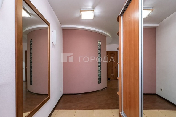 
  Продается 3-комн. квартира 146 м². Фото 1.
