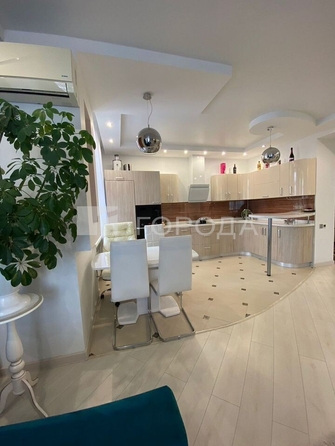
  Продается 2-комн. квартира 68.5 м². Фото 1.