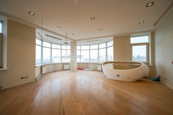 
  Продается 3-комн. квартира 179 м². Фото 27.