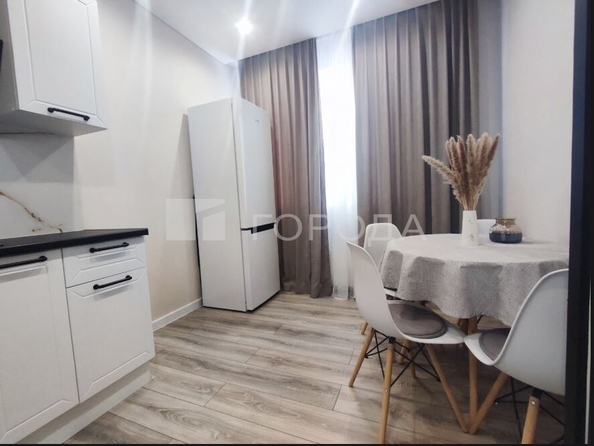 
  Продается 1-комн. квартира 42 м², в ЖК На Коротаева, дом 1. Фото 1.