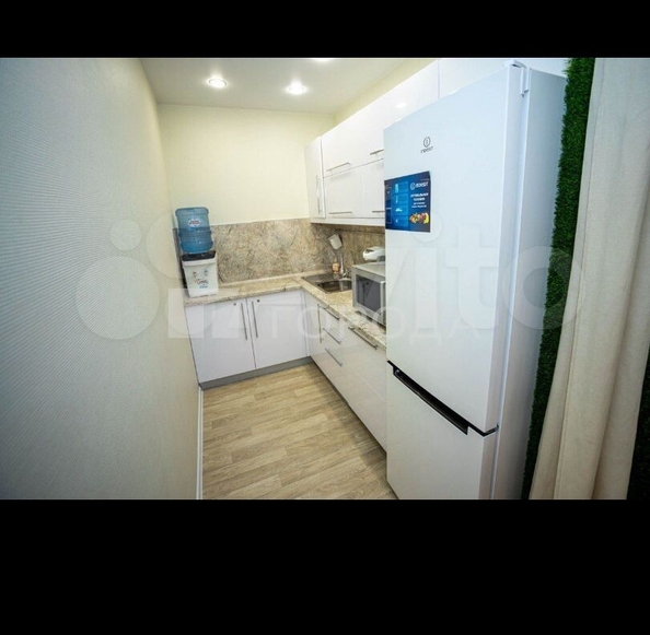 
  Продается универсальное помещение 200 м², в ЖК Радужный каскад, б/с 19. Фото 3.