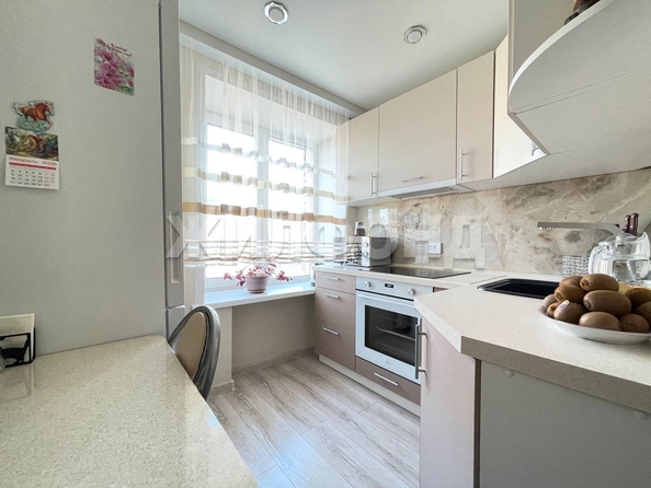 
  Продается 3-комн. квартира 61 м². Фото 1.