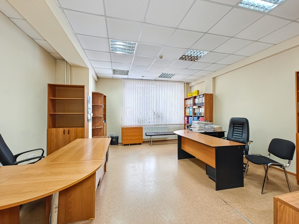 
  Сдается офис 92.8 м². Фото 1.