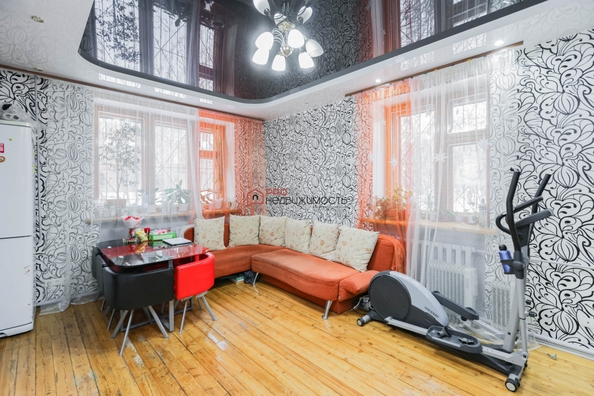 
  Продается 4-комн. квартира 74 м². Фото 1.