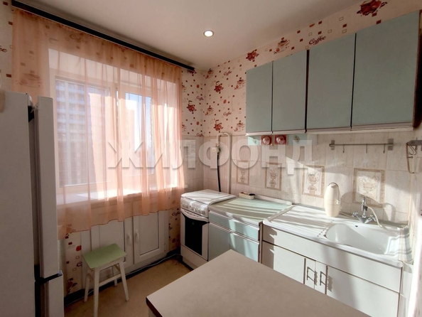 
  Продается 3-комн. квартира 52.7 м². Фото 1.