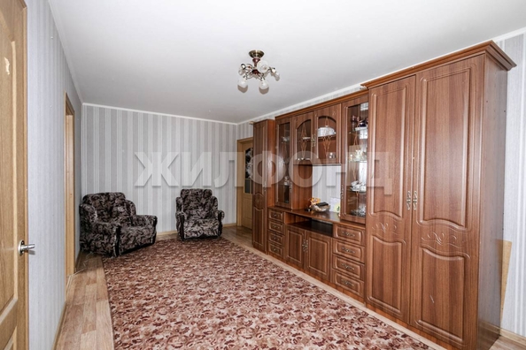 
  Продается 4-комн. квартира 61.1 м². Фото 1.