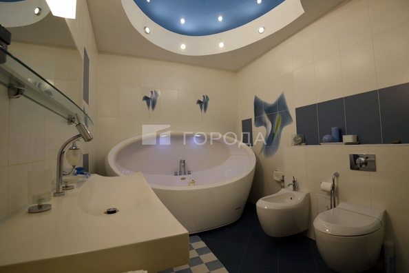 
  Продается 3-комн. квартира 132.5 м². Фото 4.