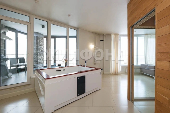 
  Продается 3-комн. квартира 154.8 м². Фото 15.